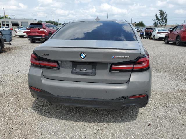 WBA13BK09MCF93639 - 2021 BMW M550XI GRAY photo 6