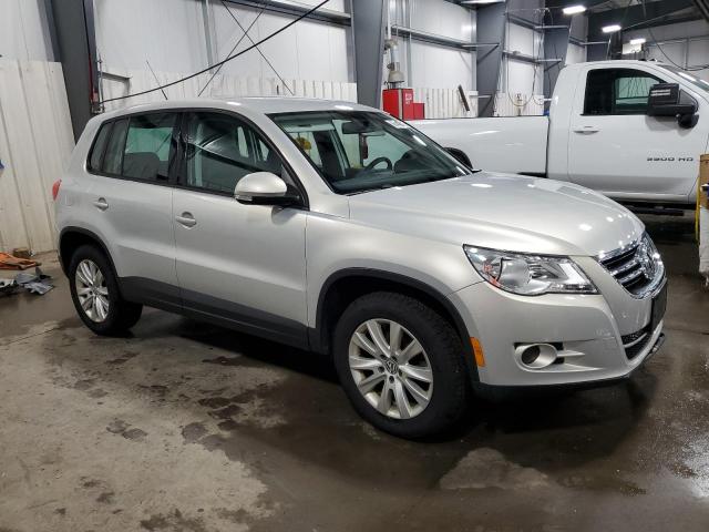 WVGAV75N19W005460 - 2009 VOLKSWAGEN TIGUAN S SILVER photo 4