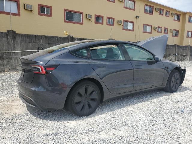 5YJ3E1EA4RF717926 - 2024 TESLA MODEL 3 ნაცრისფერი ფოტო 3
