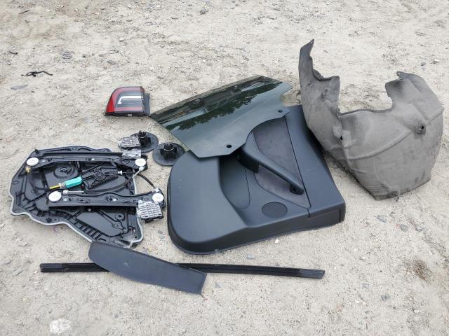 7SAYGDEF9NF453712 - 2022 TESLA MODEL Y 黑色 照片 12