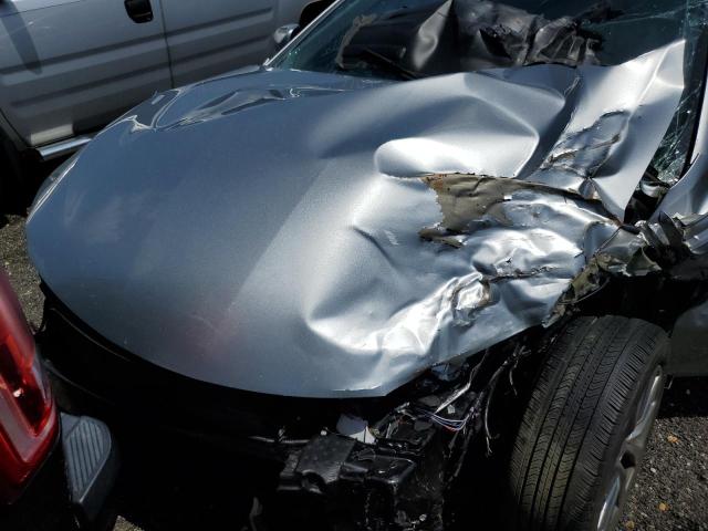 4T4BF1FK6GR583636 - 2016 TOYOTA CAMRY LE SILVER photo 11