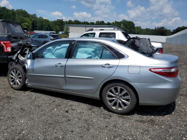 4T4BF1FK6GR583636 - 2016 TOYOTA CAMRY LE SILVER photo 2