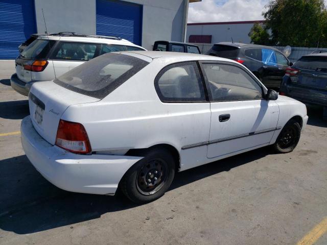 KMHCF35GX2U188861 - 2002 HYUNDAI ACCENT L WHITE photo 3