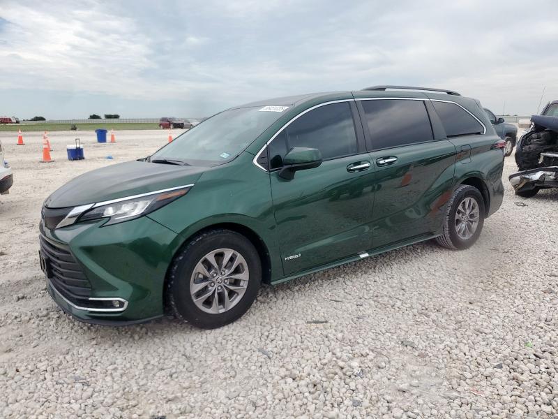 2021 TOYOTA SIENNA XLE, 