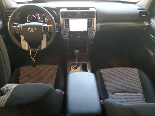 JTEEU5JR4R5316792 - 2024 TOYOTA 4RUNNER SR5 WHITE photo 8