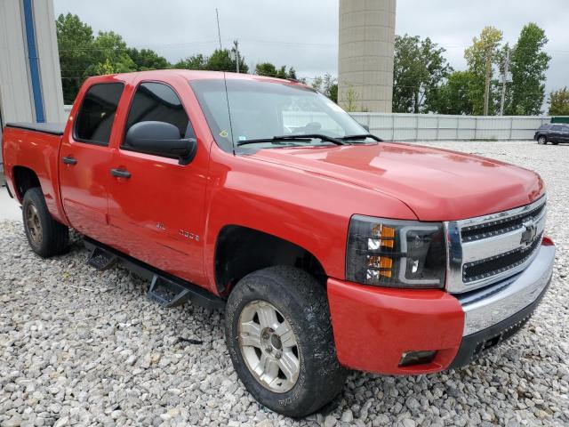 2GCEK13M471643759 - 2007 CHEVROLET SILVERADO K1500 CREW CAB RED photo 4