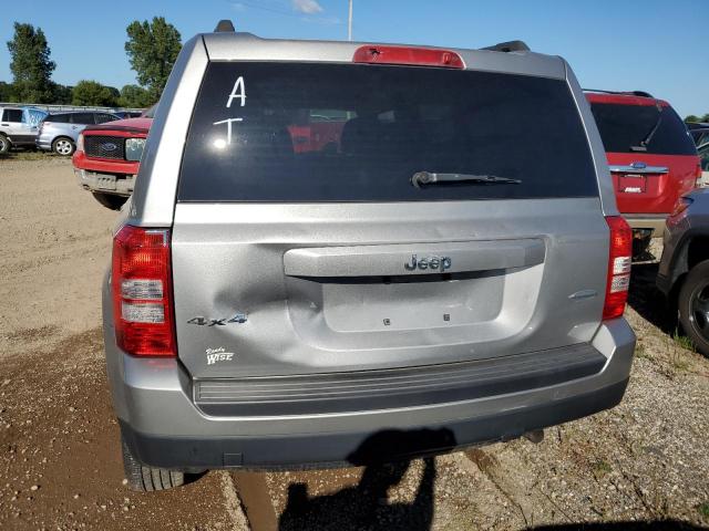 1C4NJRFB3ED816961 - 2014 JEEP PATRIOT LATITUDE SILVER photo 6