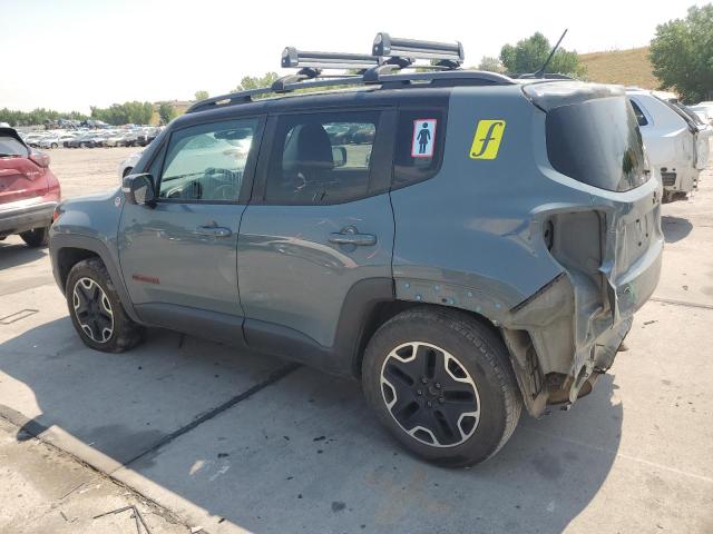 ZACCJBCT6FPC33539 - 2015 JEEP RENEGADE TRAILHAWK GRAY photo 2