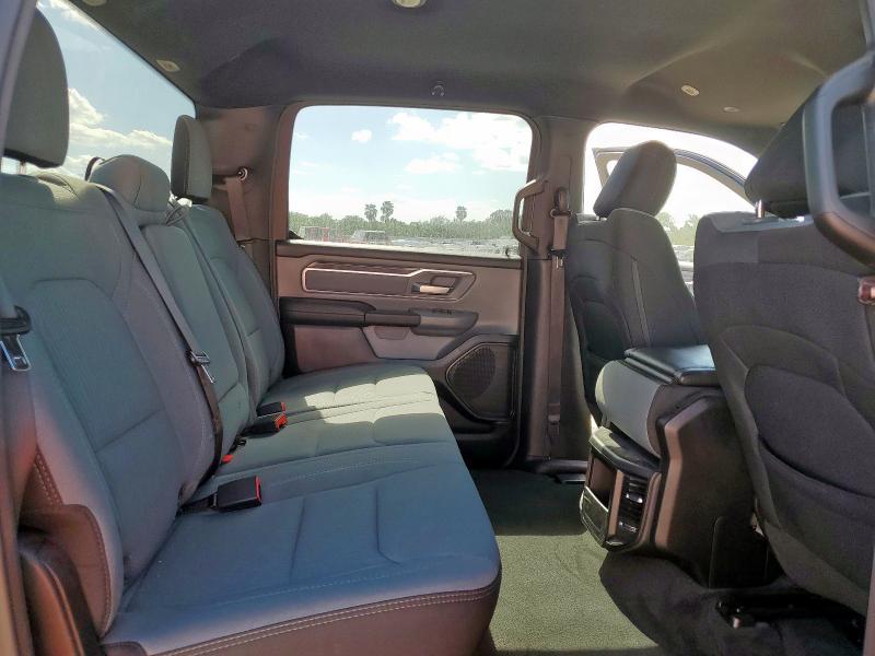 1C6RREFT9MN835722 - 2021 RAM 1500 BIG HORN/LONE STAR SILVER photo 10