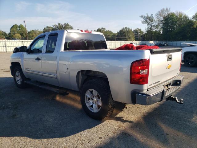 1GCRKREA8DZ178330 - 2013 CHEVROLET SILVERADO K1500 LS SILVER photo 2