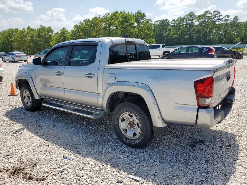 5TFAX5GN6JX107898 - 2018 TOYOTA TACOMA DOUBLE CAB SILVER photo 2