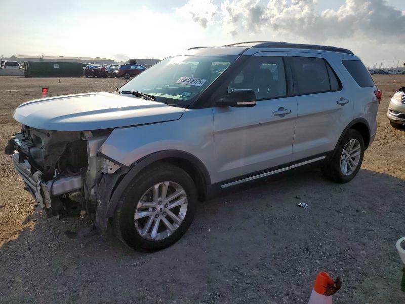 2017 FORD EXPLORER XLT, 