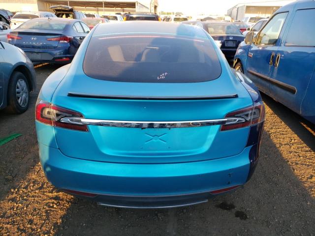 5YJSA1E2XGF120440 - 2016 TESLA MODEL S Синій фото 6