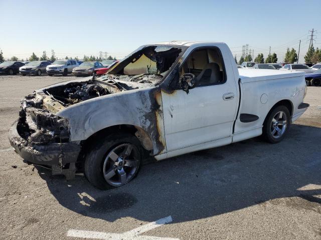 2FTZF07392CA76866 - 2002 FORD F150 SVT LIGHTNING WHITE photo 1