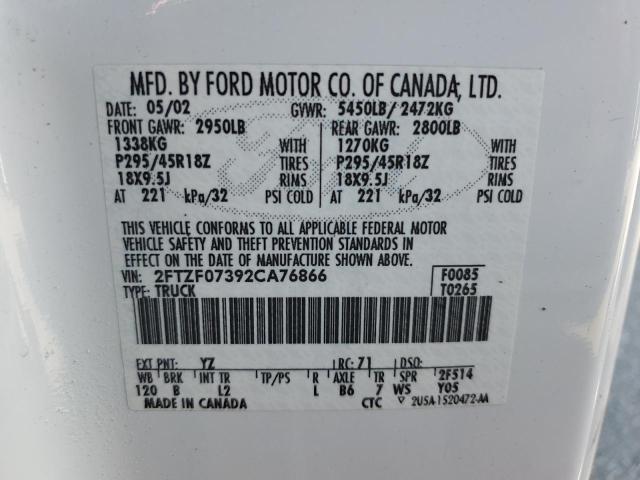 2FTZF07392CA76866 - 2002 FORD F150 SVT LIGHTNING WHITE photo 12