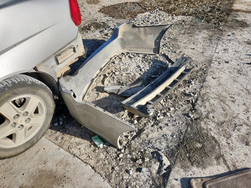 1G1ZT54845F243724 - 2005 CHEVROLET MALIBU LS 银色 照片 12