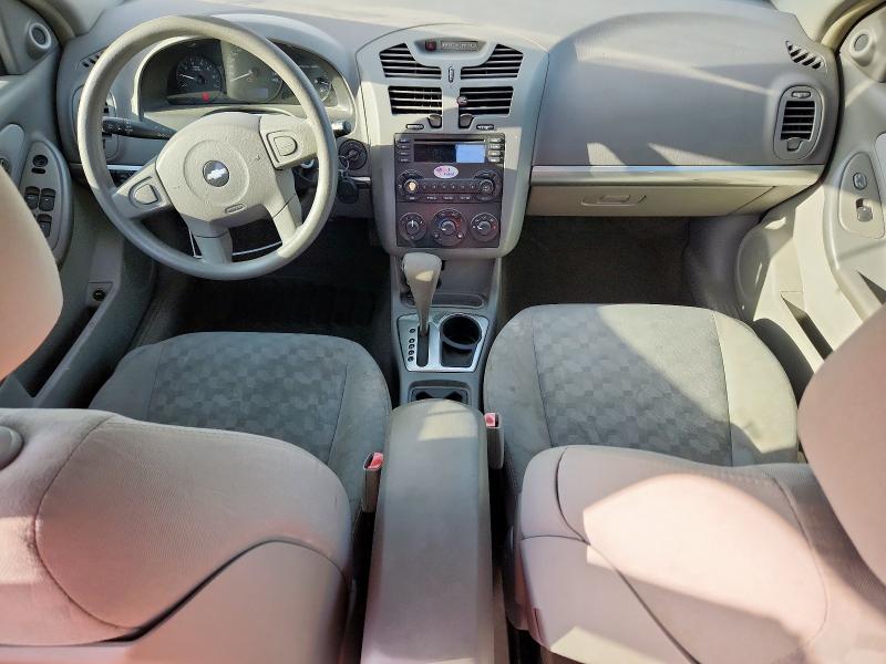 1G1ZT54845F243724 - 2005 CHEVROLET MALIBU LS 银色 照片 8