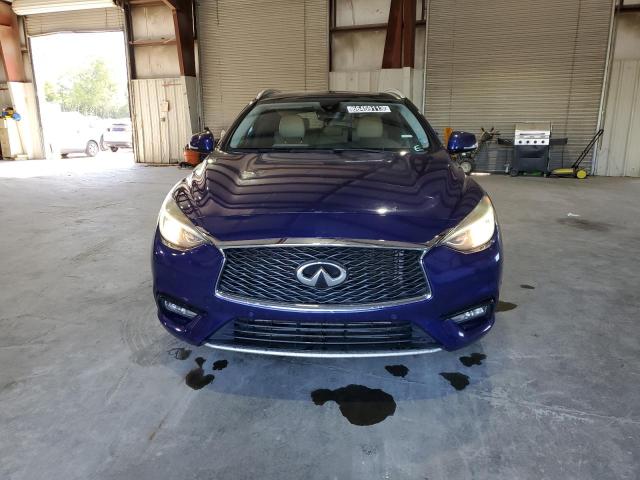 SJKCH5CP2JA046417 - 2018 INFINITI QX30 BASE BLUE photo 5