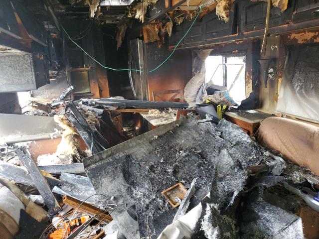 1RF49561693048093 - 2009 ROADMASTER RAIL RAISED RAI TWO TONE photo 6