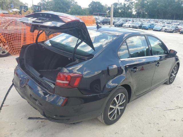 3VWDB7AJ3JM260335 - 2018 VOLKSWAGEN JETTA SE Schwarz Foto 3