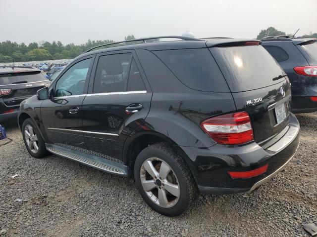 4JGBB8GB0BA719007 - 2011 MERCEDES-BENZ ML 350 4MATIC BLACK photo 2