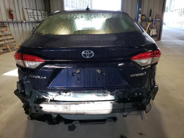 JTDEAMDE6MJ021614 - 2021 TOYOTA COROLLA LE BLUE photo 6