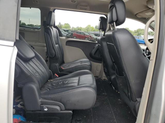 2A4RR8DG1BR714287 - 2011 CHRYSLER TOWN & COU TOURING L SILVER photo 11