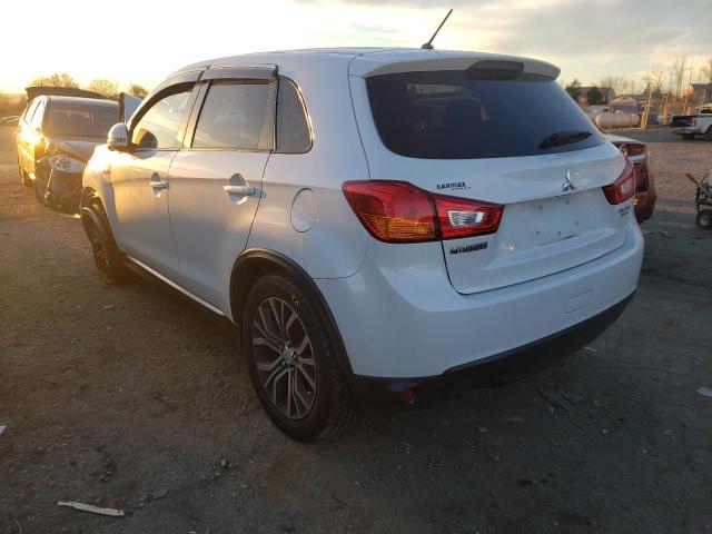 JA4AR3AU6GZ023635 - 2016 MITSUBISHI OUTLANDER ES WHITE photo 3