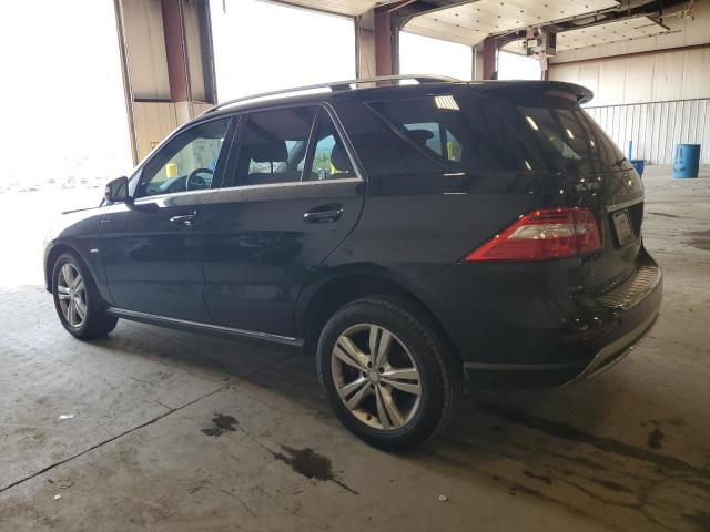 4JGDA5HB9CA077204 - 2012 MERCEDES-BENZ ML 350 4MATIC BLACK photo 2