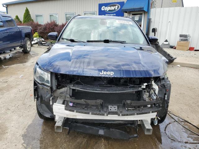 3C4NJCBBXJT267881 - 2018 JEEP COMPASS LATITUDE أزرق صورة 5