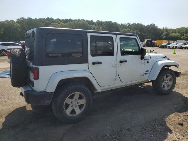 1C4BJWDG5HL695439 - 2017 JEEP WRANGLER UNLIMITED SPORT WHITE photo 3