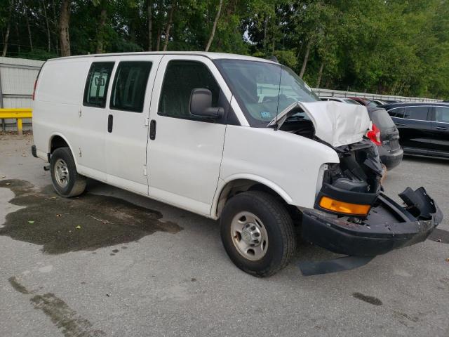 1GCWGAFPXK1185588 - 2019 CHEVROLET EXPRESS G2 Білий фото 4