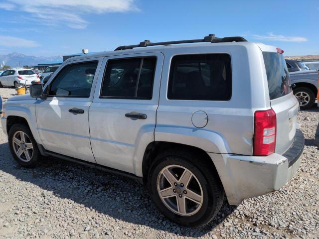1J8FT28W77D295602 - 2007 JEEP PATRIOT SPORT 银色 照片 2