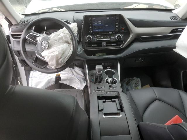 5TDGZRBH2NS581193 - 2022 TOYOTA HIGHLANDER XLE BLACK photo 8