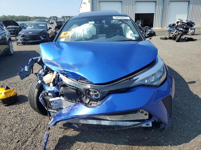 JTNKHMBX3L1092850 - 2020 TOYOTA C-HR XLE BLUE photo 5