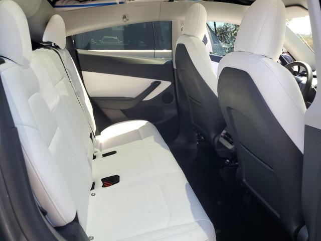 7SAYGDEE7NF417539 - 2022 TESLA MODEL Y ნაცრისფერი ფოტო 10