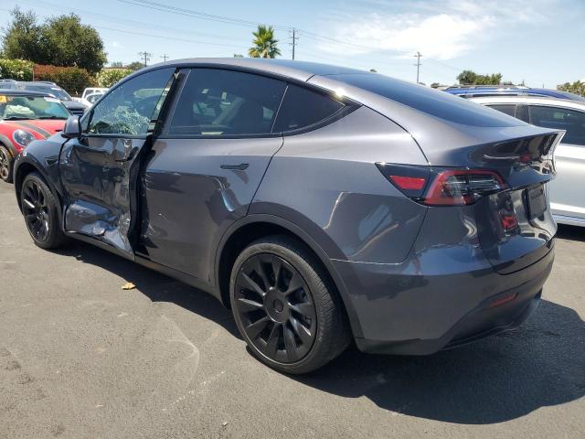 7SAYGDEE7NF417539 - 2022 TESLA MODEL Y ნაცრისფერი ფოტო 2