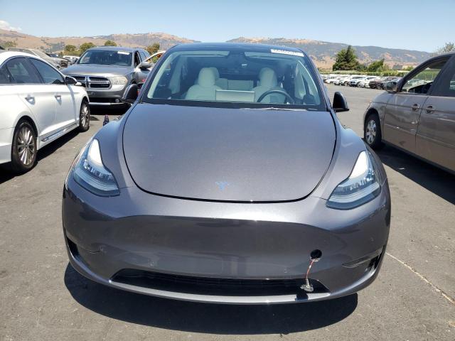 7SAYGDEE7NF417539 - 2022 TESLA MODEL Y ნაცრისფერი ფოტო 5