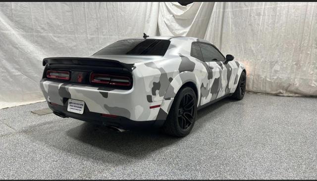 2C3CDZFJXKH712783 - 2019 DODGE CHALLENGER R/T SCAT PACK GRAY photo 4