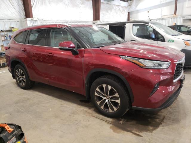 5TDGZRBH3LS047682 - 2020 TOYOTA HIGHLANDER XLE RED photo 4