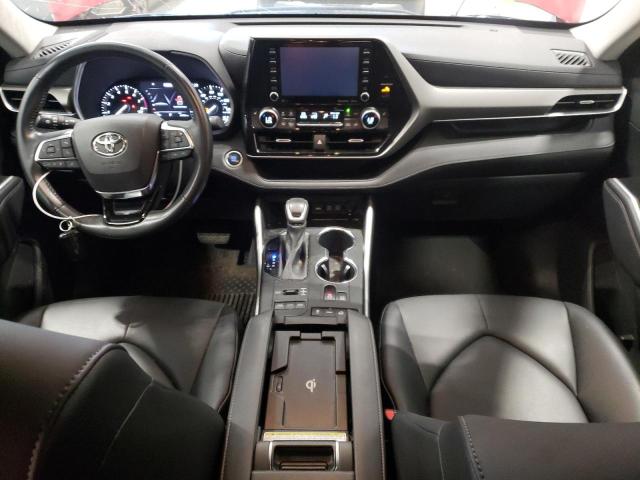 5TDGZRBH3LS047682 - 2020 TOYOTA HIGHLANDER XLE RED photo 8