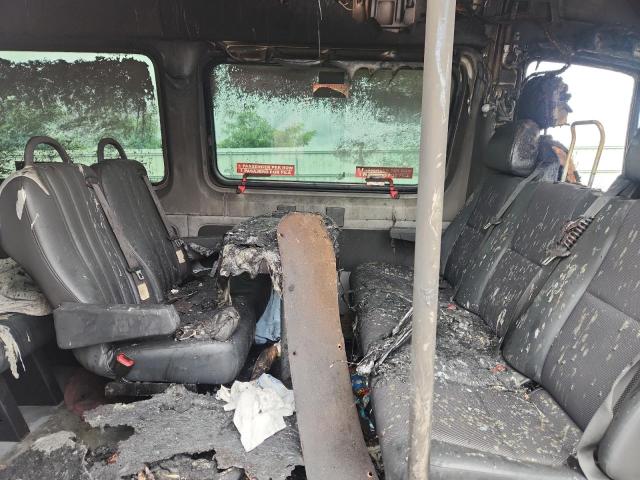 WDZPE8CD6JP615223 - 2018 MERCEDES-BENZ SPRINTER 2500 WHITE photo 11