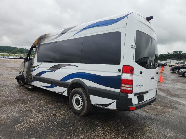 WDZPE8CD6JP615223 - 2018 MERCEDES-BENZ SPRINTER 2500 WHITE photo 2