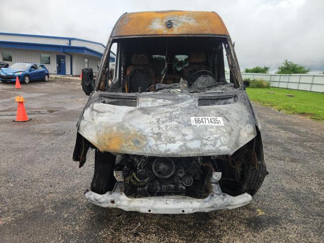 WDZPE8CD6JP615223 - 2018 MERCEDES-BENZ SPRINTER 2500 WHITE photo 5