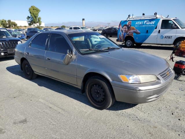 4T1BF22K2VU021641 - 1997 TOYOTA CAMRY CE GOLD photo 4