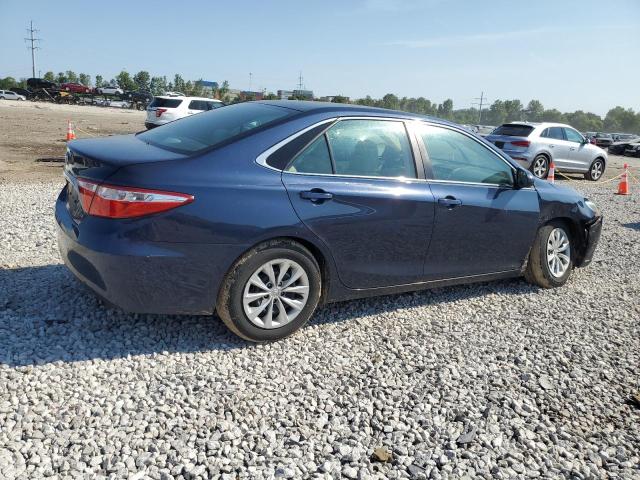 4T4BF1FK8FR447300 - 2015 TOYOTA CAMRY LE BLUE photo 3