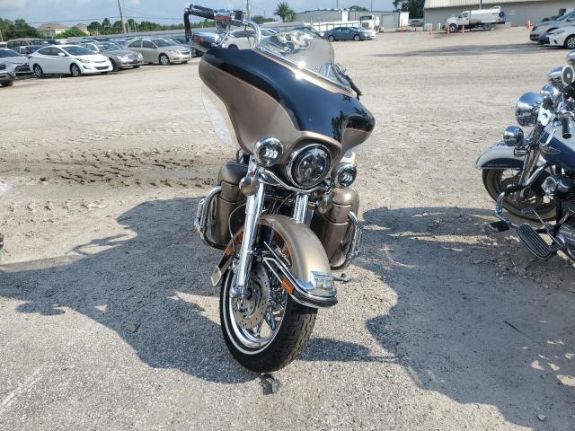 1HD1FCW174Y603828 - 2004 HARLEY-DAVIDSON FLHTCUI 棕色 照片 2