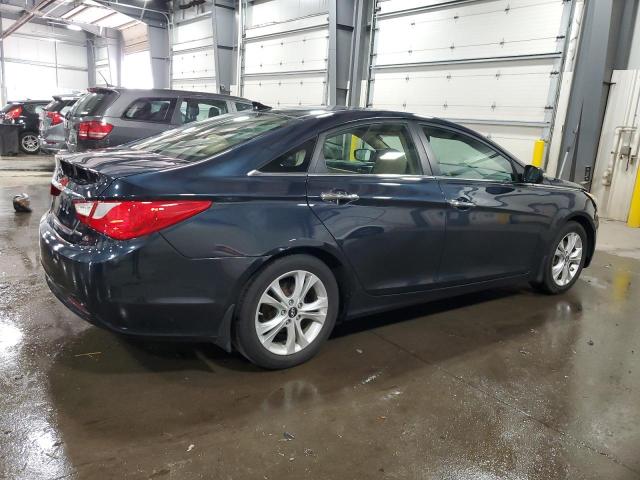 5NPEC4AC0DH572174 - 2013 HYUNDAI SONATA SE BLUE photo 3