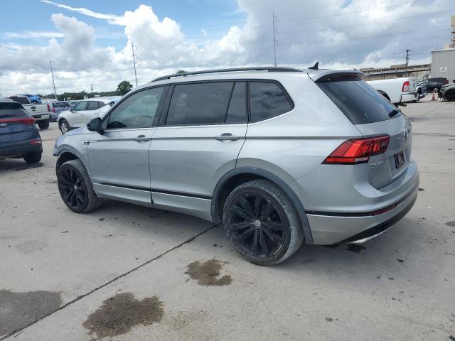 3VV3B7AX7MM013943 - 2021 VOLKSWAGEN TIGUAN SE Silber Foto 2