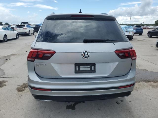3VV3B7AX7MM013943 - 2021 VOLKSWAGEN TIGUAN SE Silber Foto 6